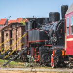 Historia kolei w Katowicach i Ligocie – powstanie stacji, rozwój i rola w transporcie