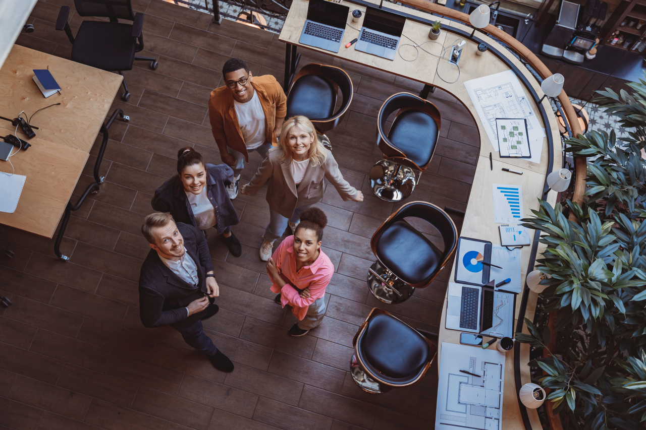 Rozwój sektora IT i startupów na Śląsku – Katowice jako centrum innowacji 1 Rozwój sektora IT i startupów na Śląsku – Katowice jako centrum innowacji